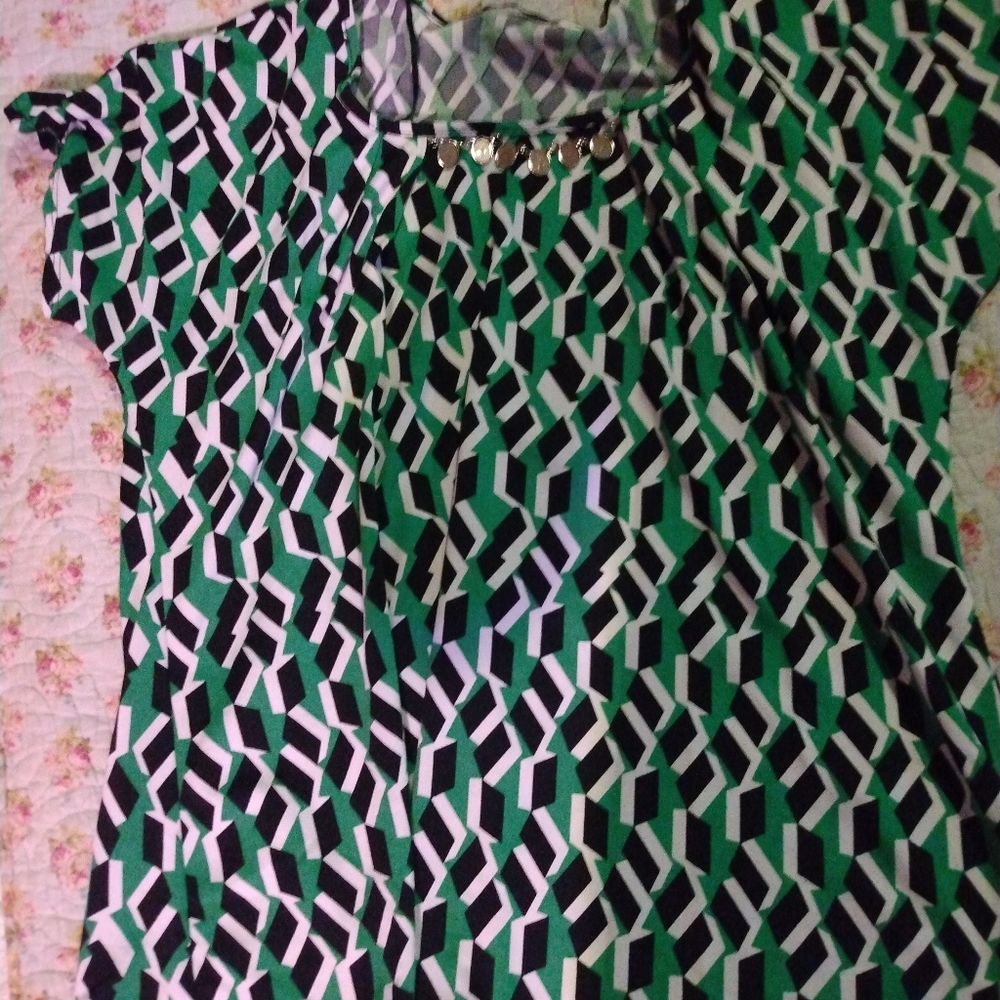 Notations Black and White Graphic Blouse Relaxed Fit